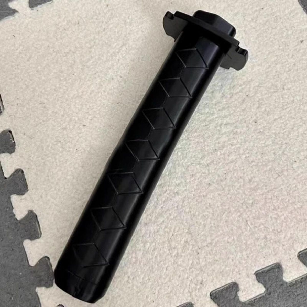 Gravity Throwing Cutter Telescopic Fun Cutter Toy Flexible for Kids Black