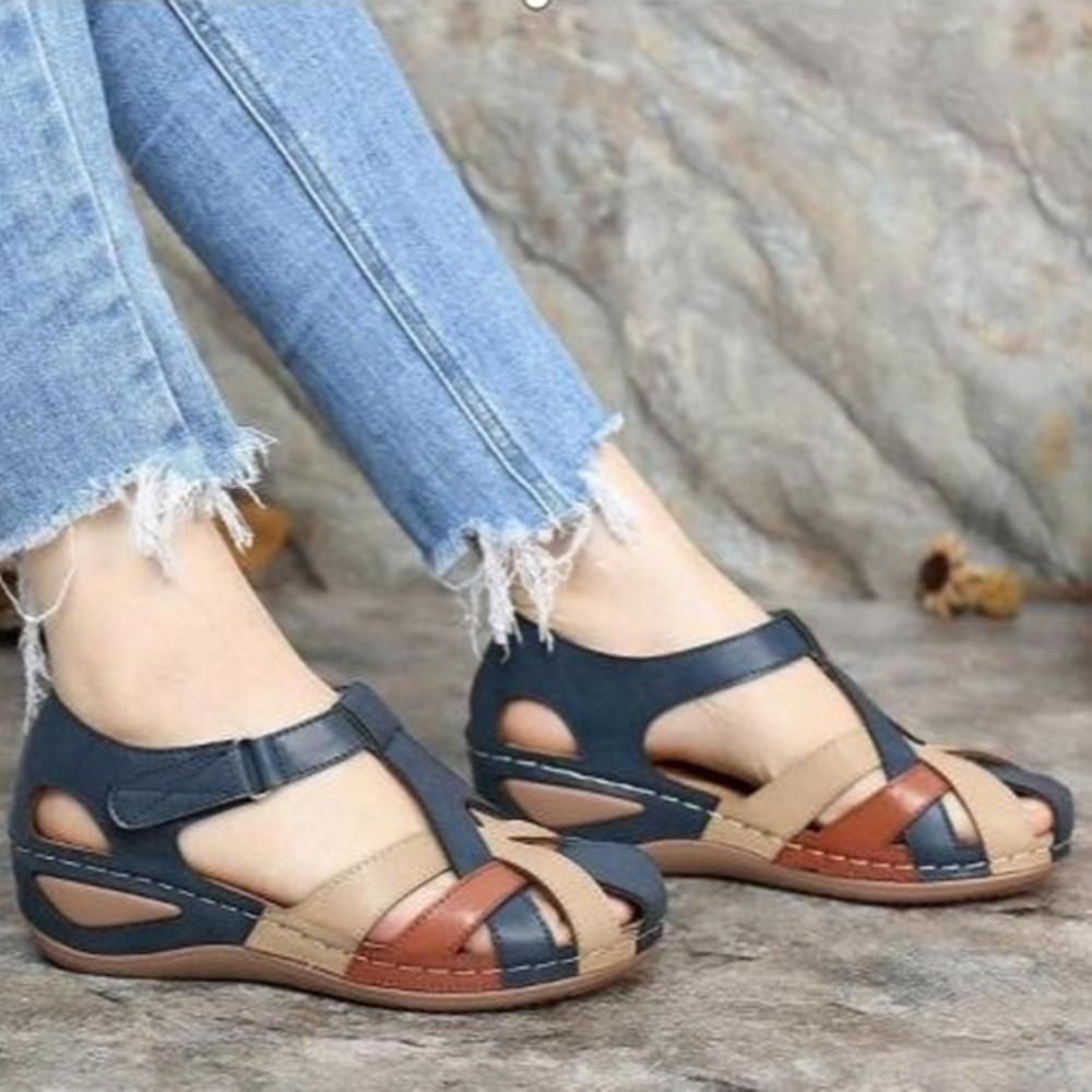 Foreign trade large size 2023 summer new European and American retro round toe wedge ladies Roman shoes cross buckle female sandals green 36