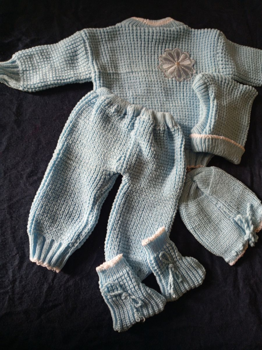 Set Of Baby Sweater With An Extra Cap A10 - Blue