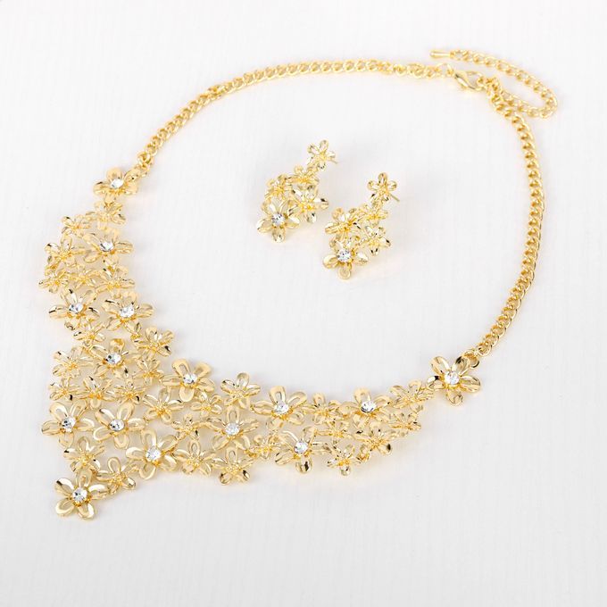 Women Earring & Necklace Jewelry Set-Gold