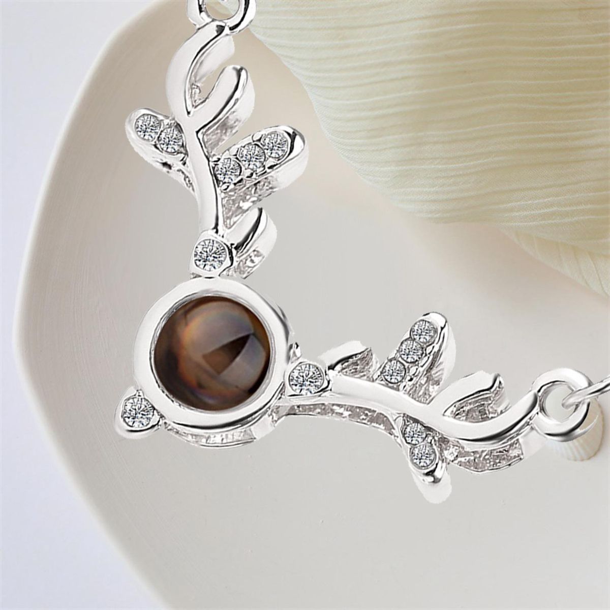 100 Languages Female Necklace 520 Valentine's Day Love Gift