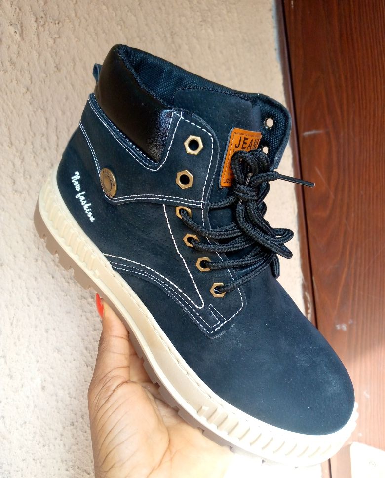 Men's Fashion High Top Sneakers In Black