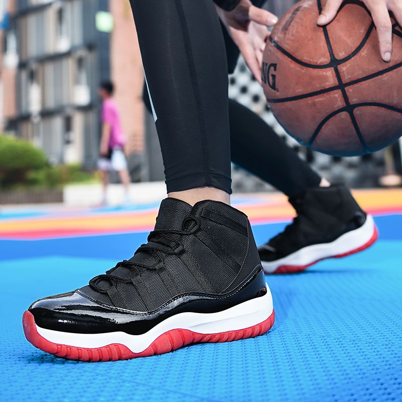 High-top Sneakers Men Basketball Shoes Size 45 46 47 High Quality Outdoor Sports Shoes Students Competition Professional Athletic Basketbasll Sneakers Training Shoes Non-slip Male Footwear Black