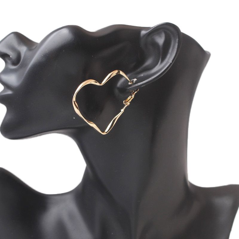 Fashion Gold-plated Oil Drop Love Earrings, Available In Gold Or Silver