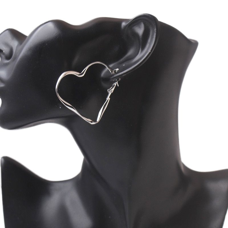 Fashion Gold-plated Oil Drop Love Earrings, Available In Gold Or Silver