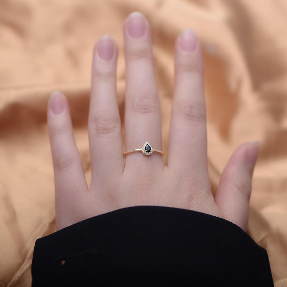 Water Drop Black Zircon Ring with Diamond Tail for Women