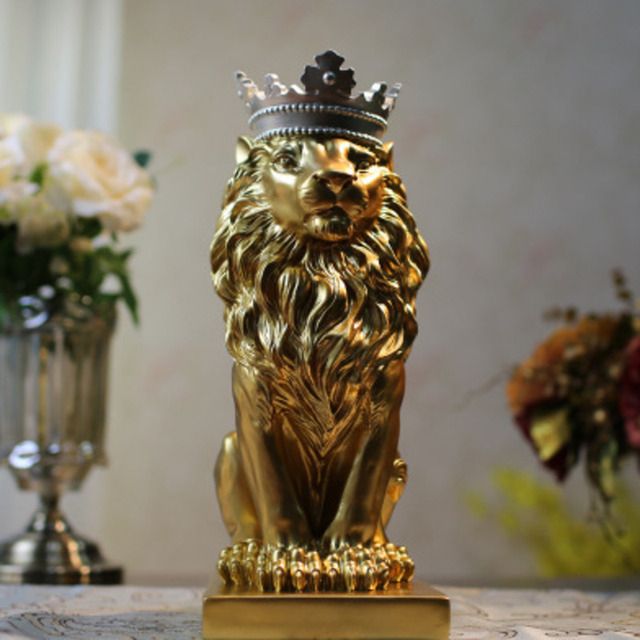 Resin Lion Statue Crown Lions Sculpture Animal Figurine