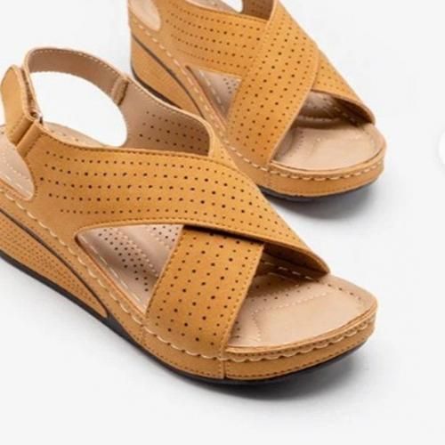 Ladies Fashion Sandals Wedge Heels Large Size Flat Sandals And Slippers-Ginger