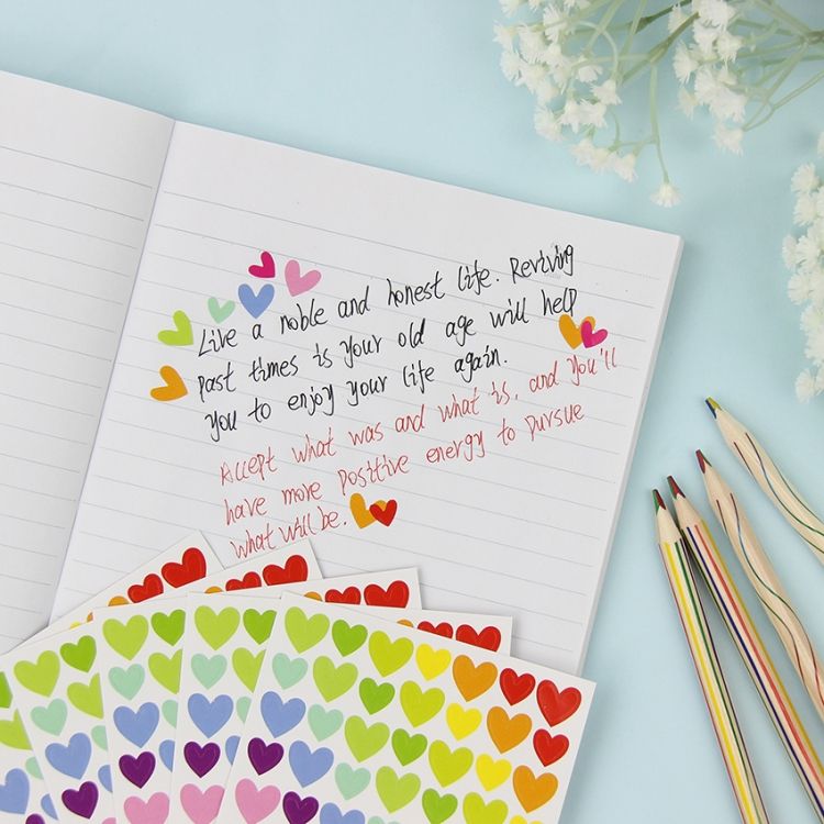 100 PCS Heart Pattern Decorative Sticker