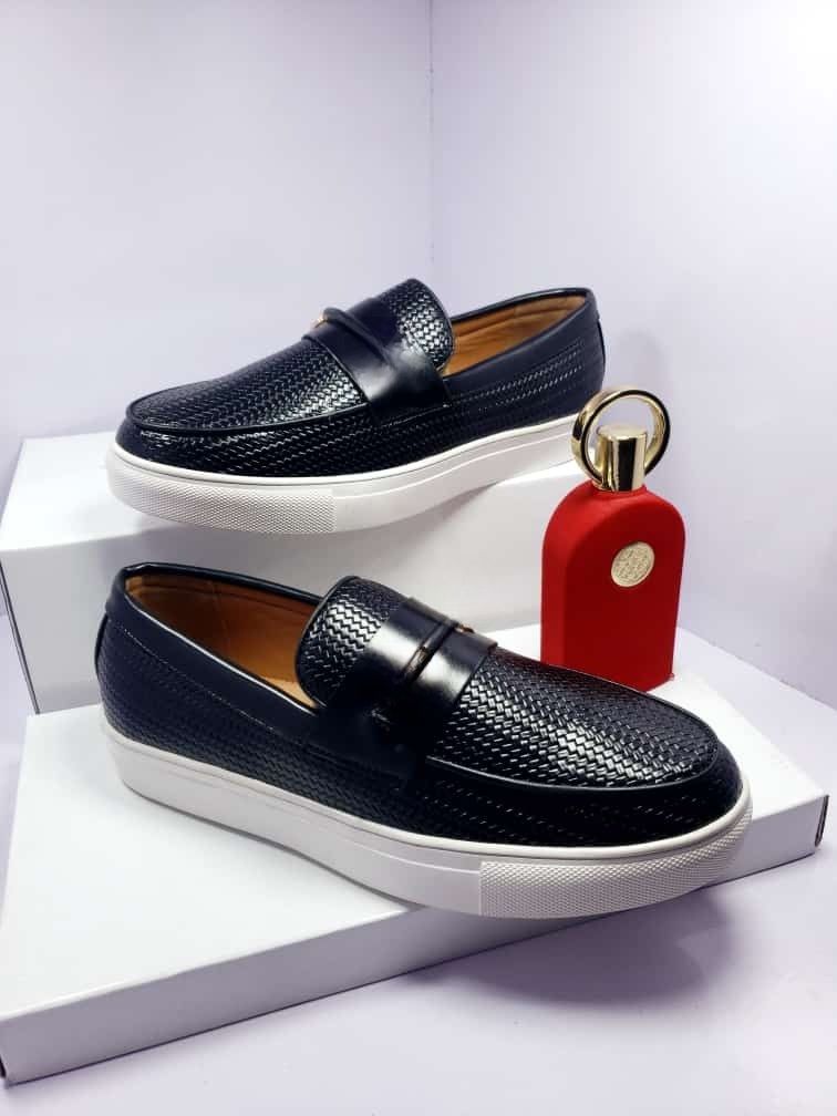 MASTER EAGLE COOL BIGGER BOYS SHOES BLACK