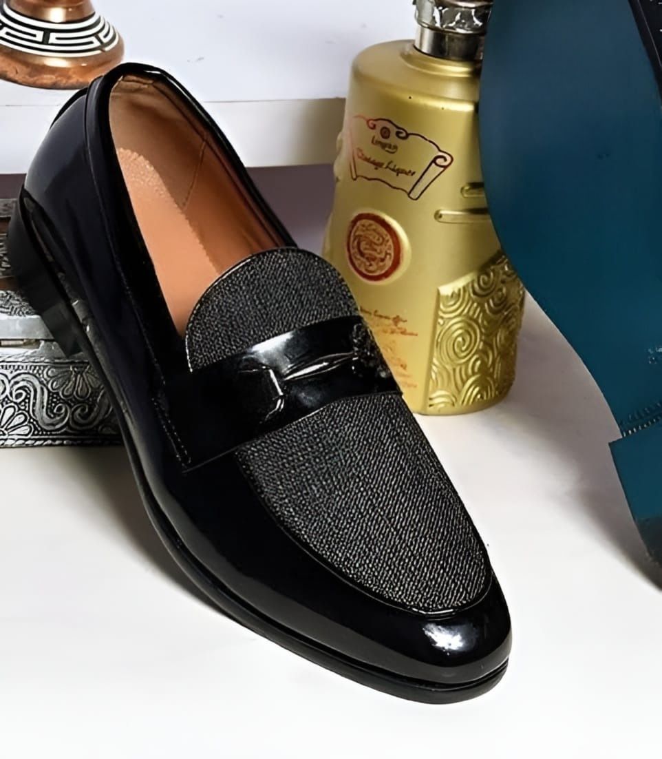 CONFIRM  CHAIN Trending Wedding BLACK  Shoes