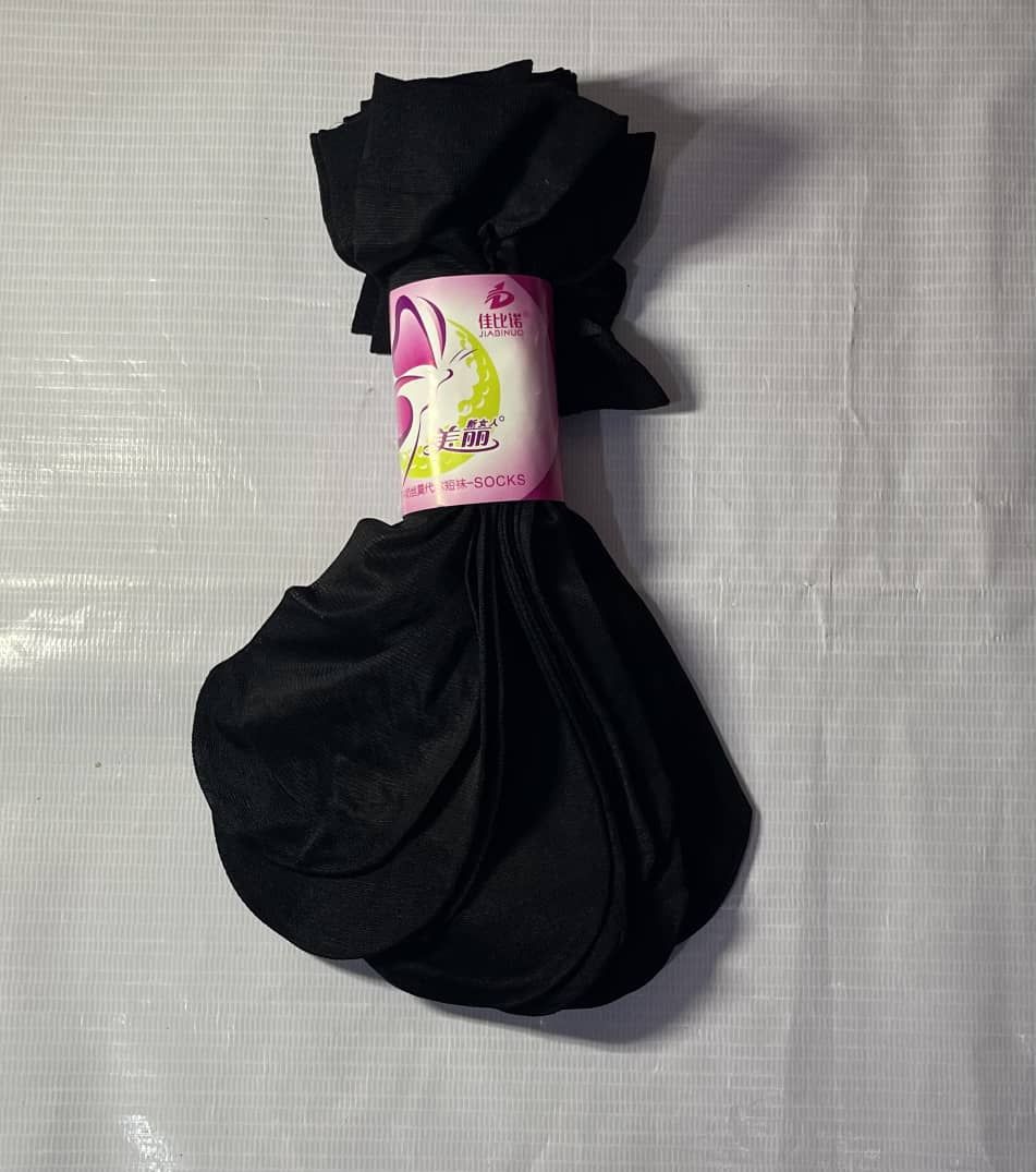 Black Ankle Sheer Slipper Socks. (10 Pairs)