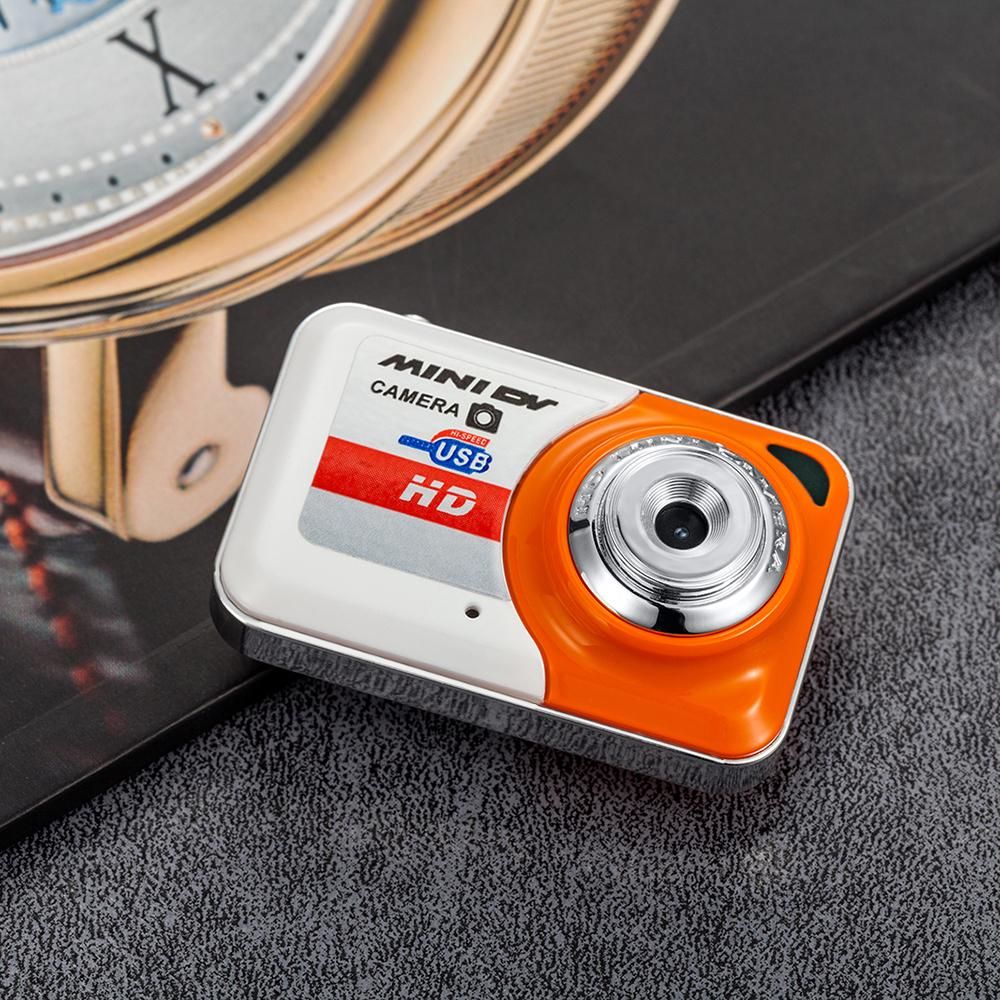 Andoer X6 Portable Ultra Mini High Denifition Digital Camera Mini DV with 32 GB Memory Card