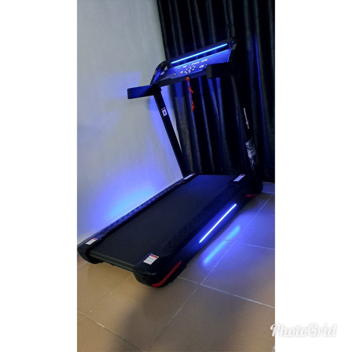 Semi Commercial Bluetooth 4HP Treadmill With Advance Technology