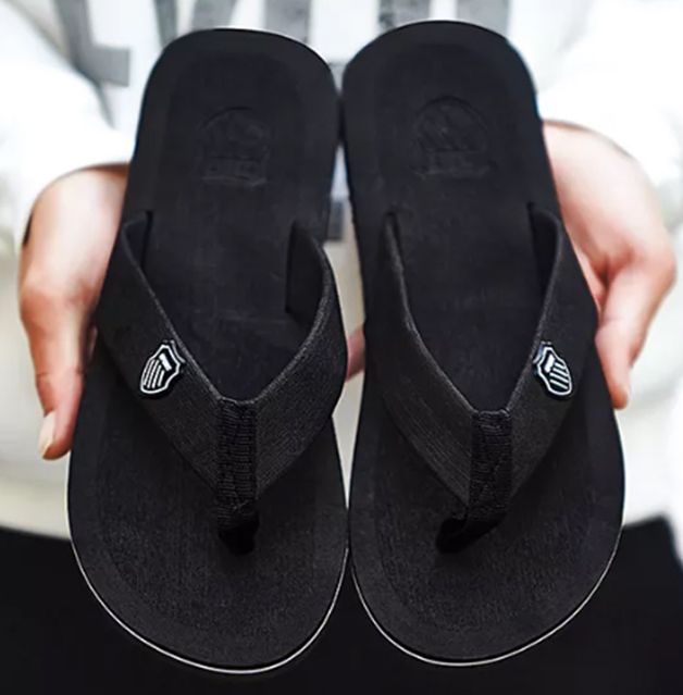 New Fashion Comfortable Super-Light Beach Slippers- Black