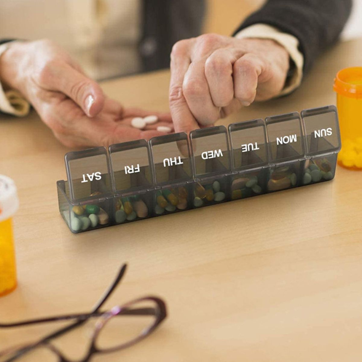 Pill Holder   7 Day Large Pill Box Black