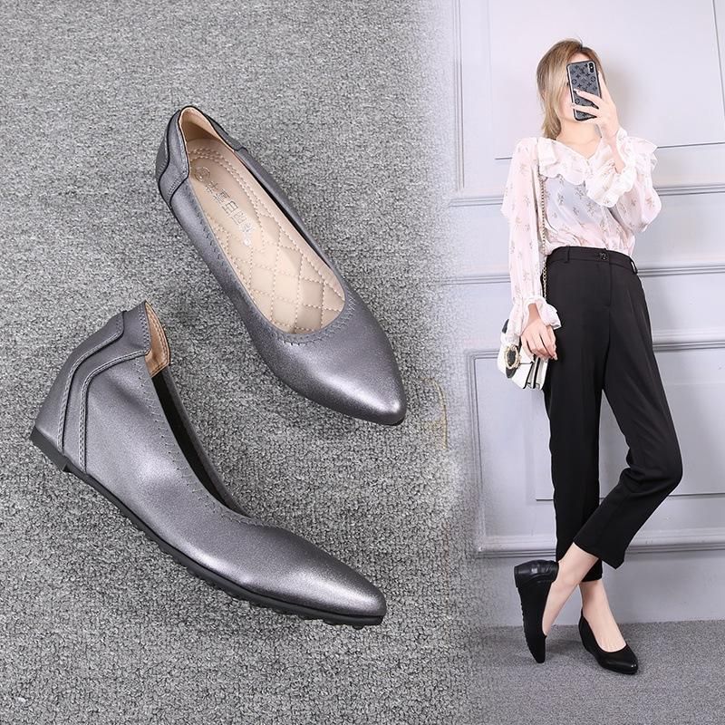 Women's shoes with small slope heels, black work leather shoes, soft soles, raised flat bottoms,