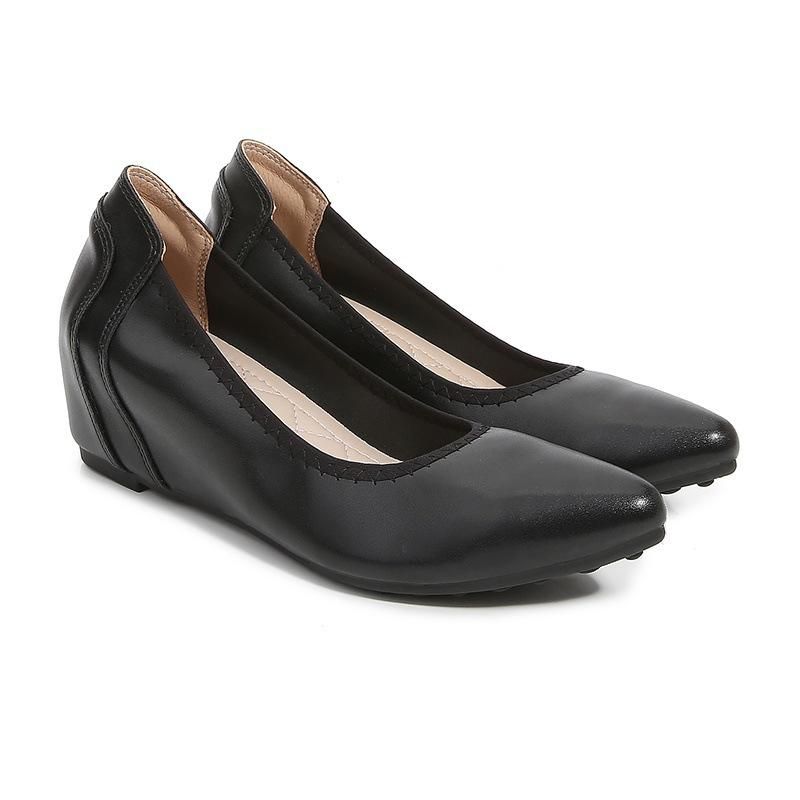 Women's shoes with small slope heels, black work leather shoes, soft soles, raised flat bottoms,
