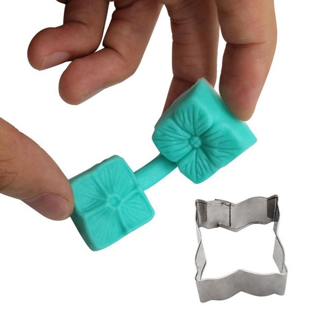 4 Style Flower Petal Veiner Silicone Molds with 4Pcs Stainless Steel Cutter Mould Set DIY Handmade Fondant Cake Decoration Tool