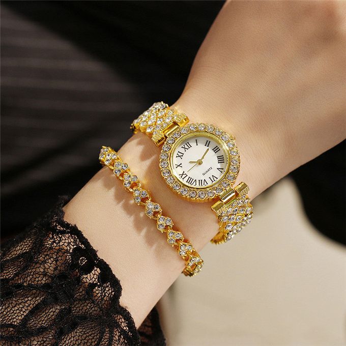 Ladies Wristwatch Elegant Ladies Wrist Watch With Hand Chain