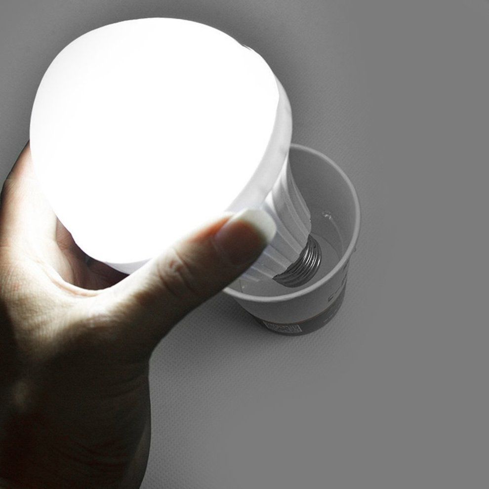 1 Pc 5W LED Emergency Bulbs E27 B22 Bulb Rechargeable Lighting Lamp 220V