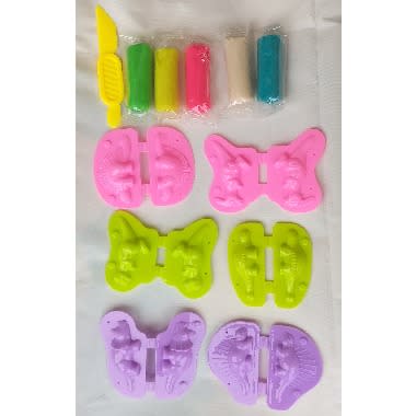 Play Dough With Dinosaur World Accessories