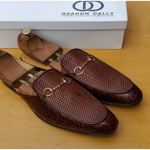 Belgian Mules With Basket Apron - Brown Skin