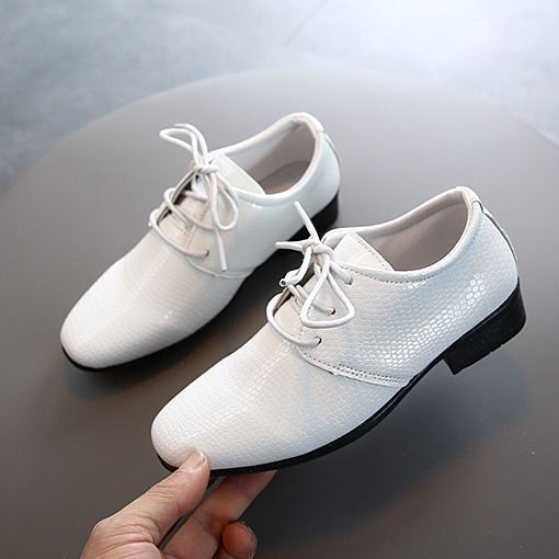 HIGHLY DIGNIFYING MALE CHILD SHOE