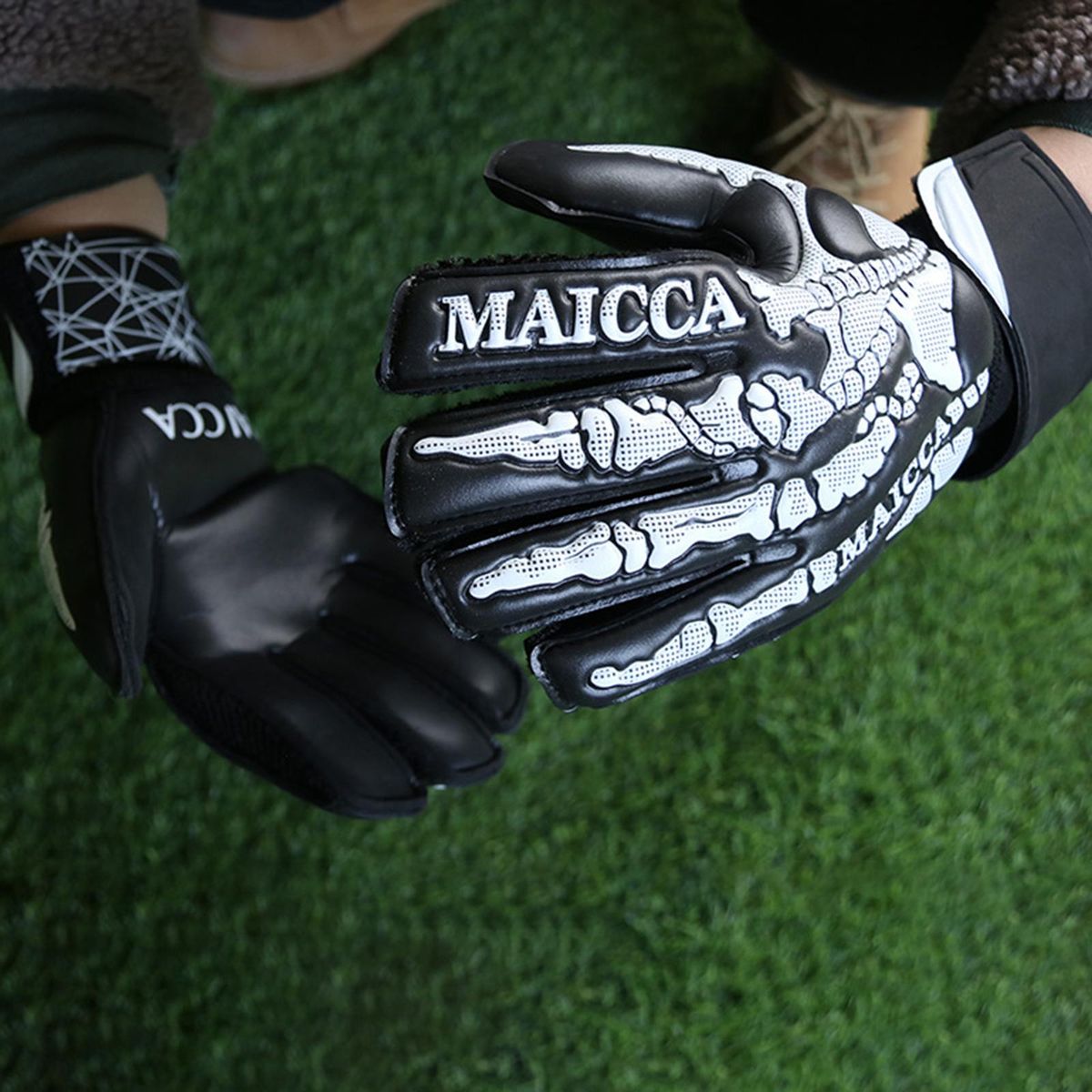 Goalkeeper Gloves  Girls Football Black White 9