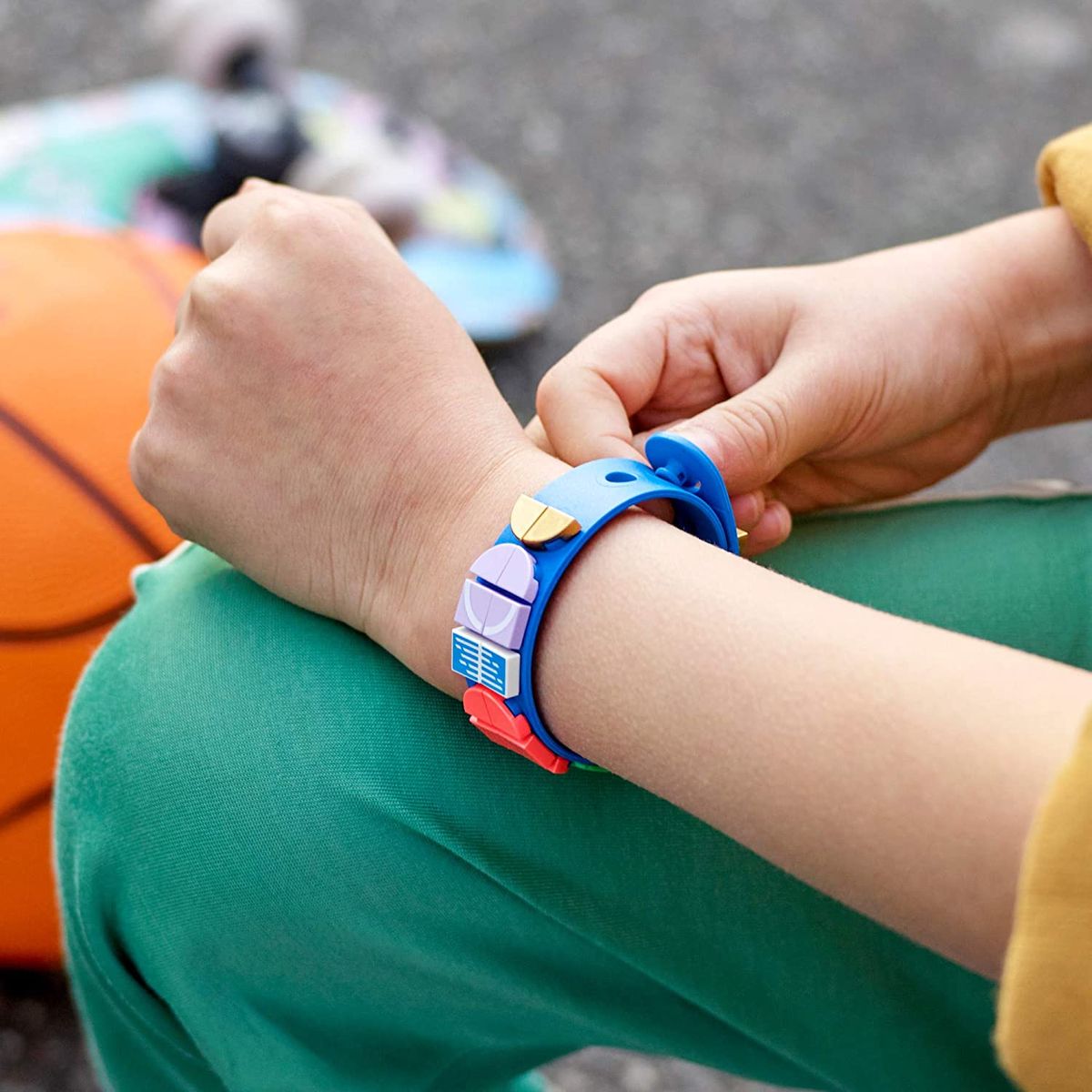 DOTS Go Team! Bracelet 41911 DIY Creative Craft Kit
