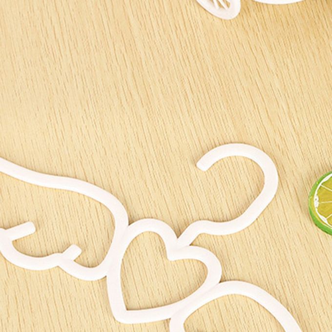 Household  Lothes Ra K Adult Multifun Tional Love Wings Hanger Beautiful An   Lothes Plasti  Hanger-white