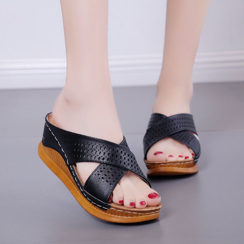 Hollow Non-slip Roman Soft-soled Wedges - Black