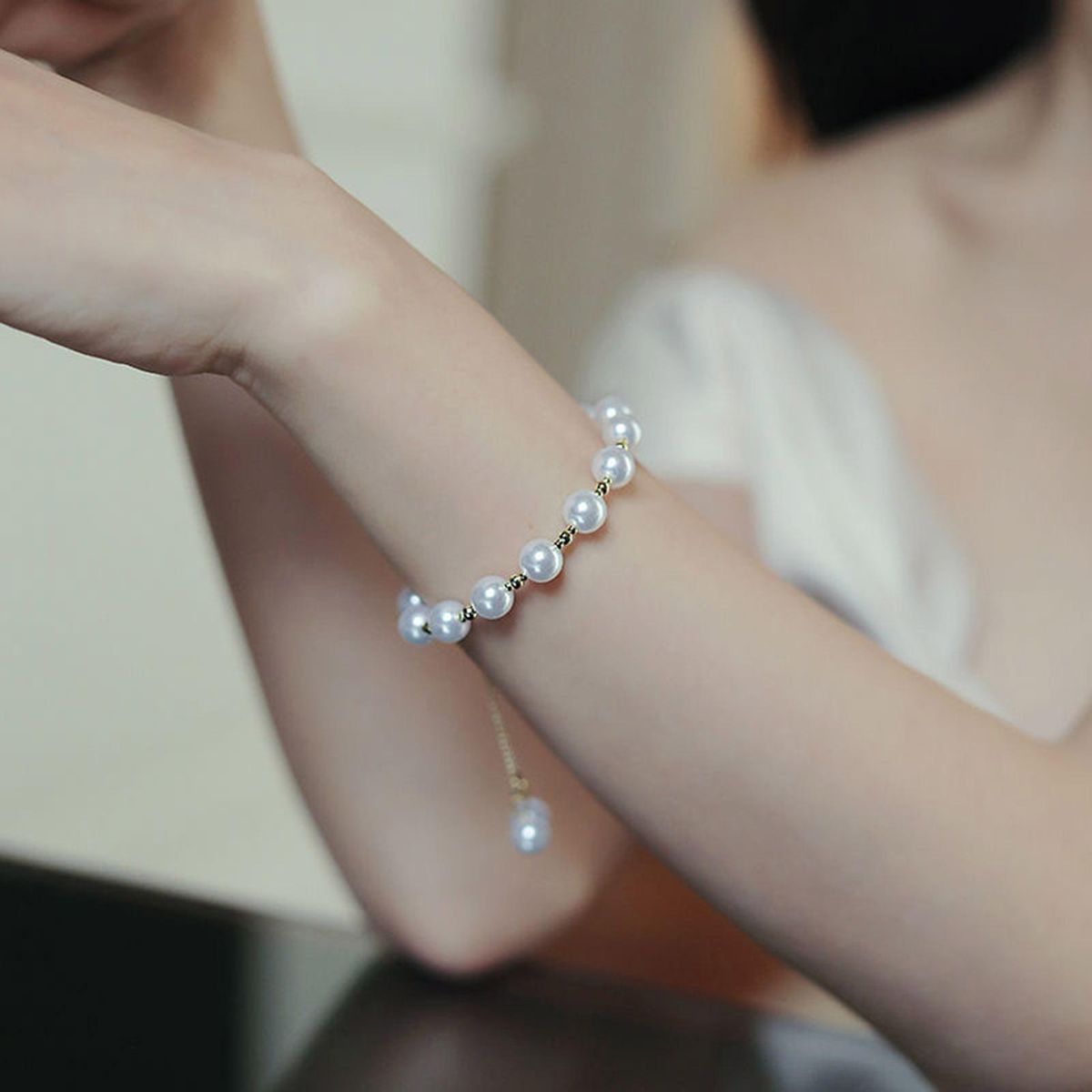 Ladies Bracelet Girl Faux Pearl Cuff Bracelet Fashion Jewelry White