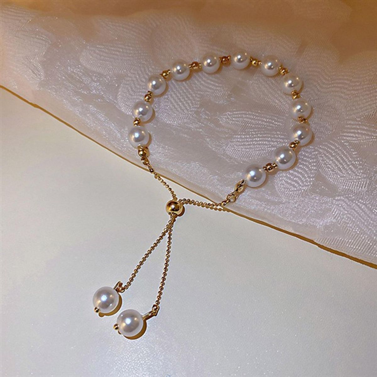 Ladies Bracelet Girl Faux Pearl Cuff Bracelet Fashion Jewelry White
