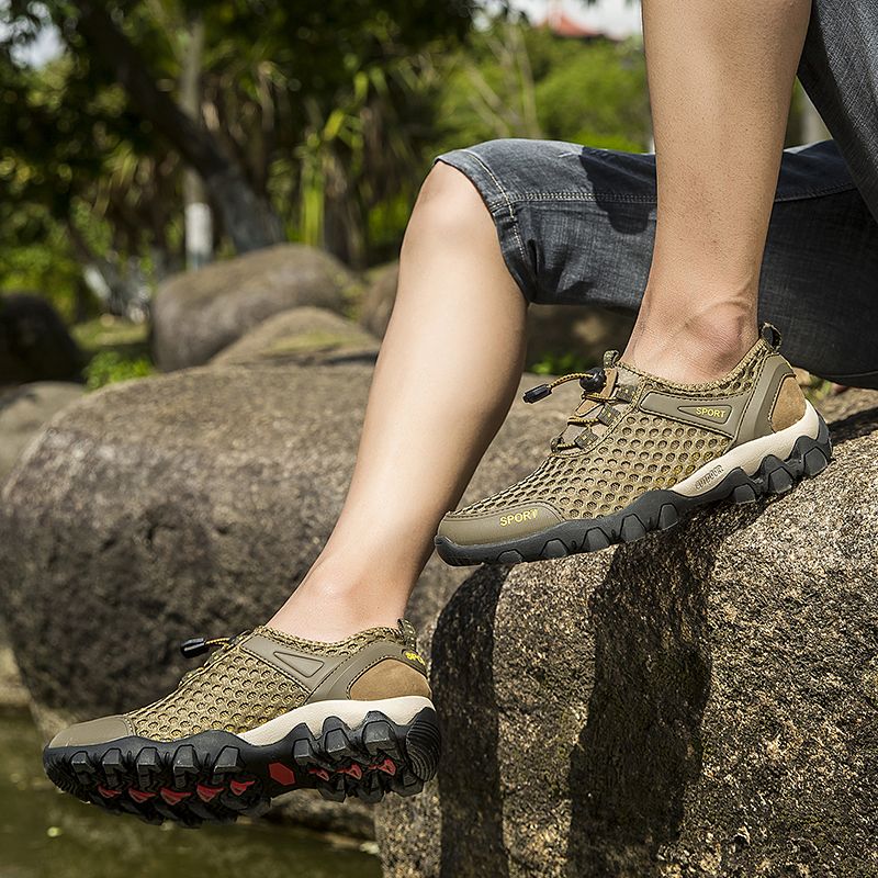 Outdoor Hiking Shoes For Men Breathable Mesh Footwear Brown