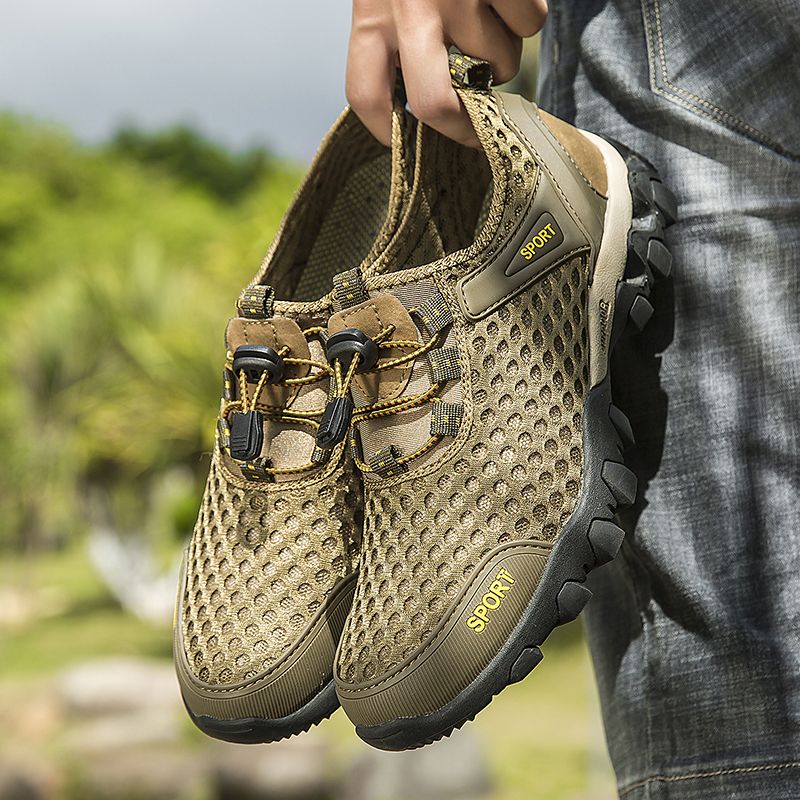 Outdoor Hiking Shoes For Men Breathable Mesh Footwear Brown