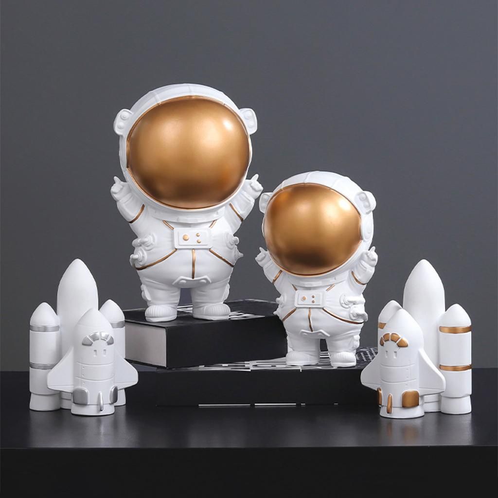 1pc Astronaut Figurines Handmade Hotel Bedroom TV Shelf Stand S