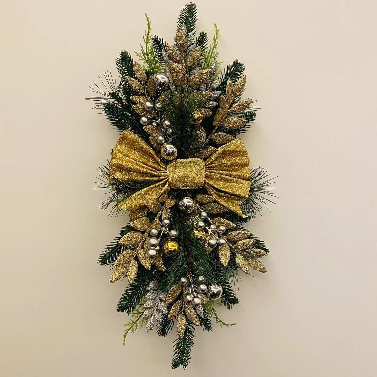 New Garland Christmas Garlands Christmas Wreath For Front Door Autumn Decoration Decorations Home Artificial Festive Party 60cm Pendant