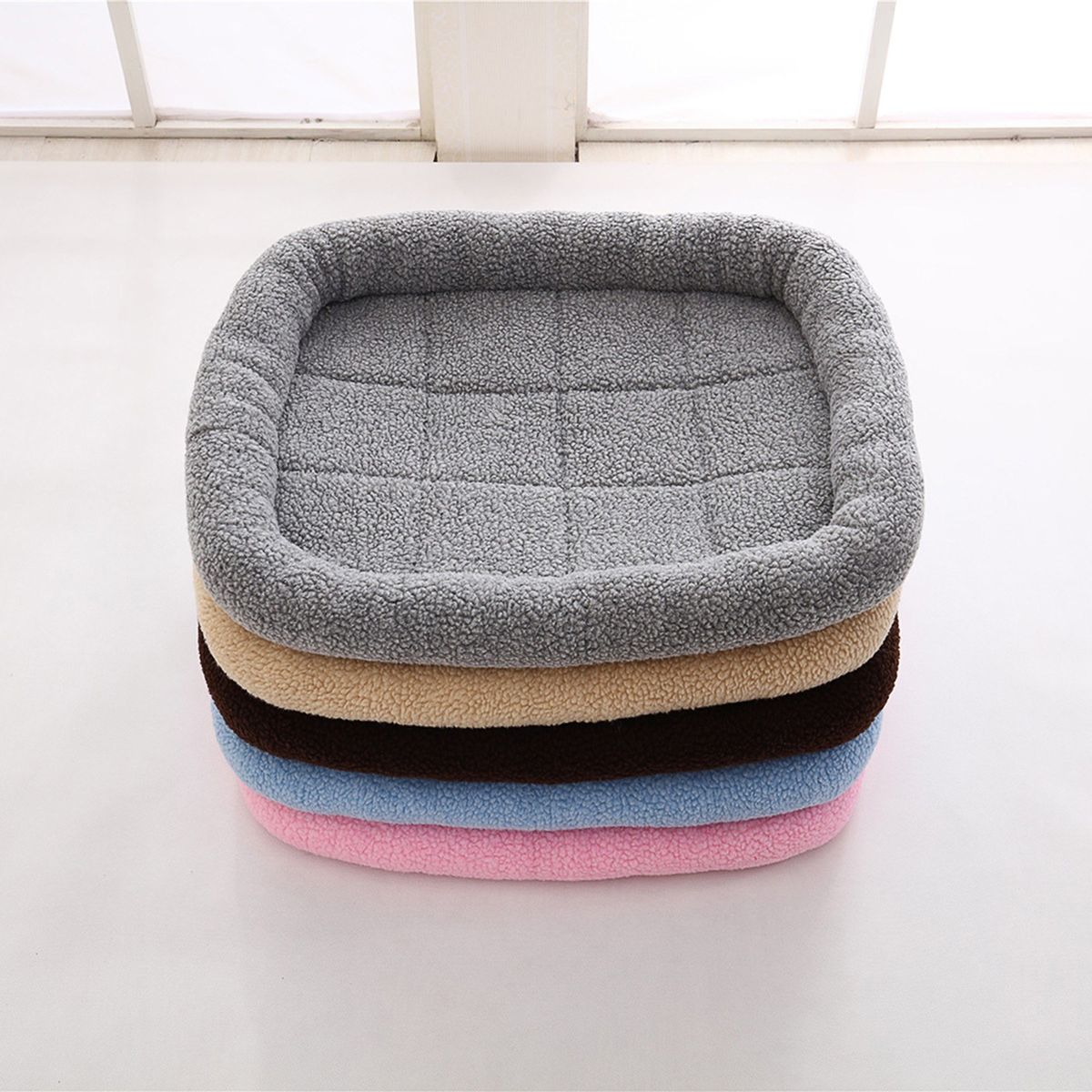 Waterproof Fleece Pet Bed Winter Warm Dog Bed Cat Bed Mat