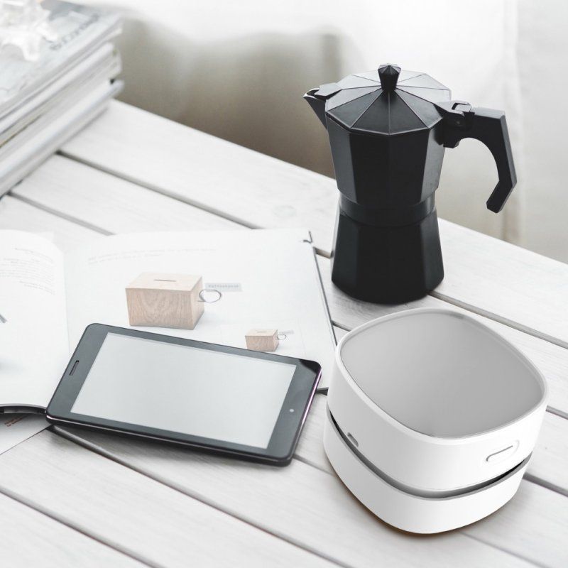 Mini Portable Desktop Table Keyboard Vacuum Cleaner-White