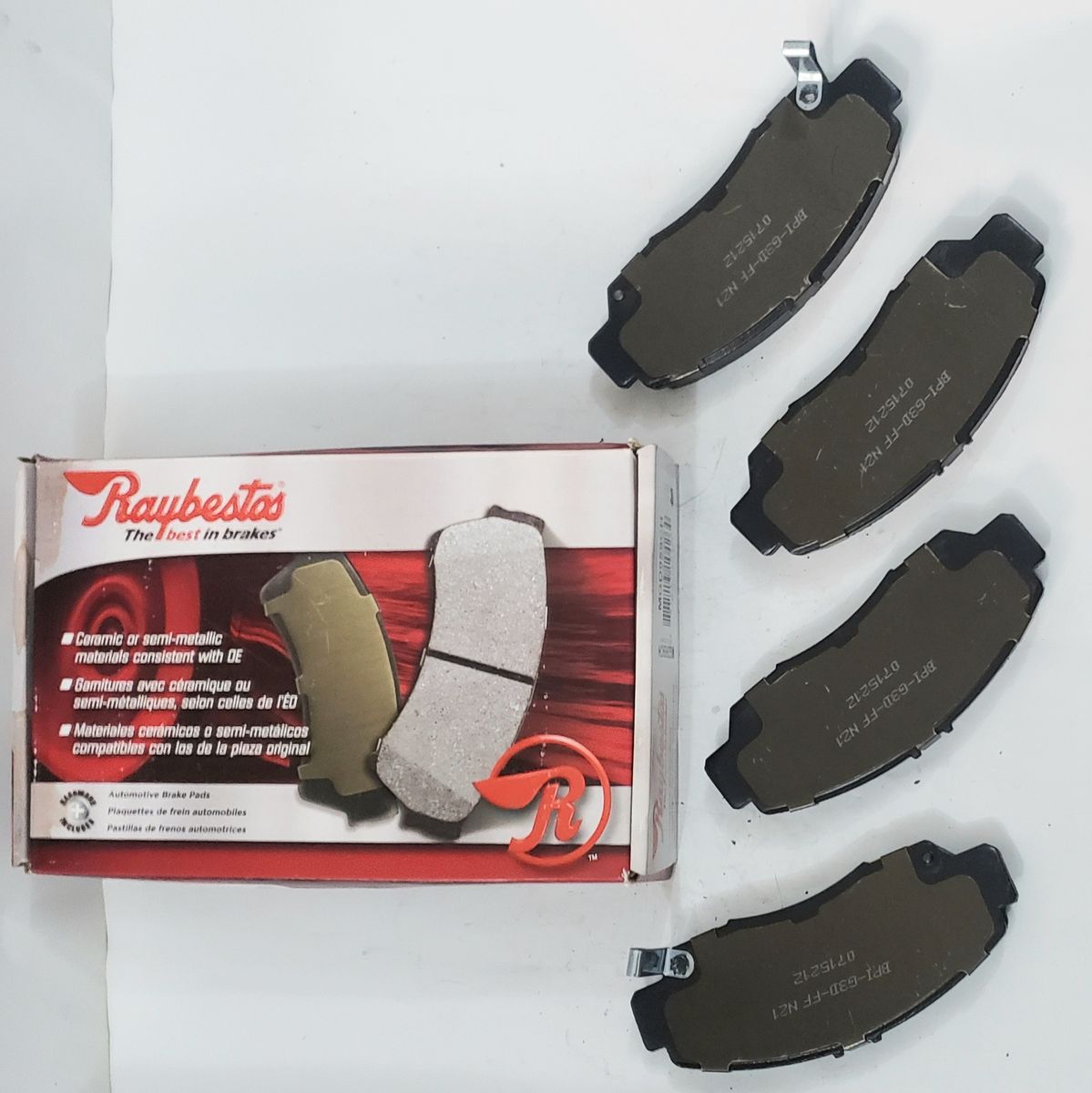 RAYBESTOS MGD 959 CH CERAMIC R-LINE FRONT BRAKE PAD SET
