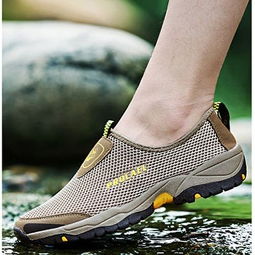 New Men's Outdoor Shoes Breathable Mesh Sneakers -Brown