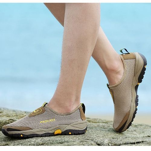 New Men's Outdoor Shoes Breathable Mesh Sneakers -Brown
