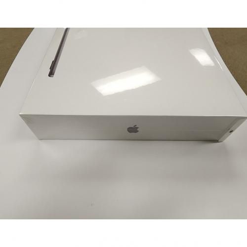 MacBook Air 13-inch 2022 M2 / 8GB / 256GB SSD / 8-Core GPU / Space Gray