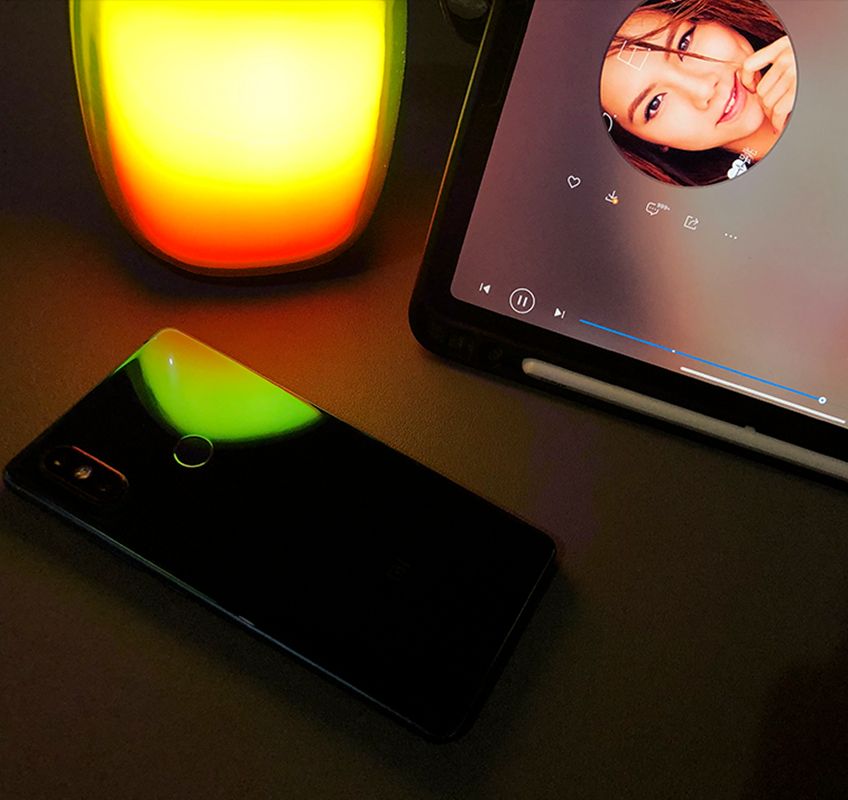 V12S PRO Outdoor Waterproof Dazzling Light Bluetooth Speaker Black