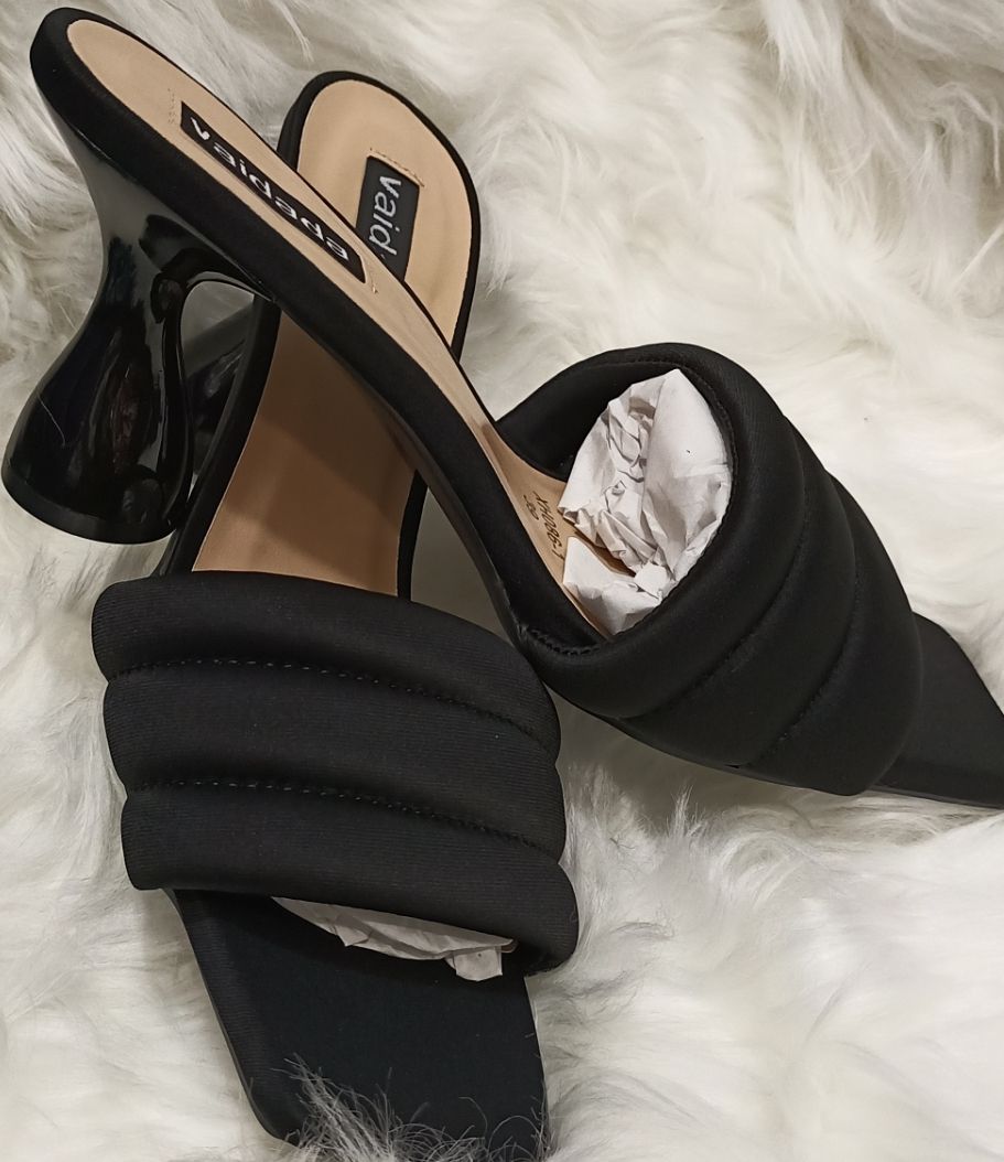 Trendy Executive Ladies Heel Slippers-Black