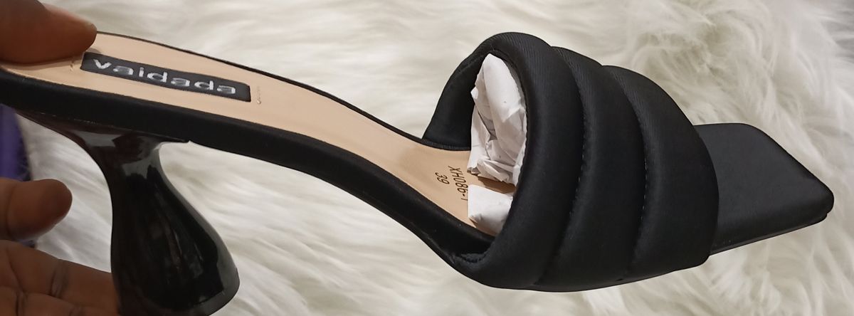 Trendy Executive Ladies Heel Slippers-Black