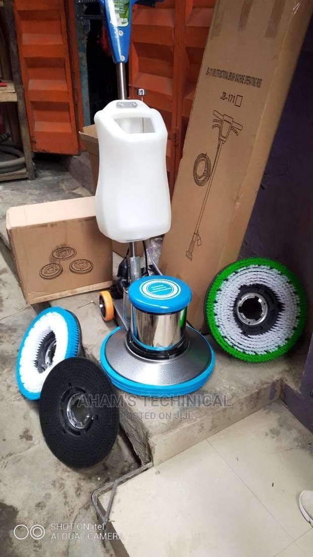 Floor Scrubbing Machine