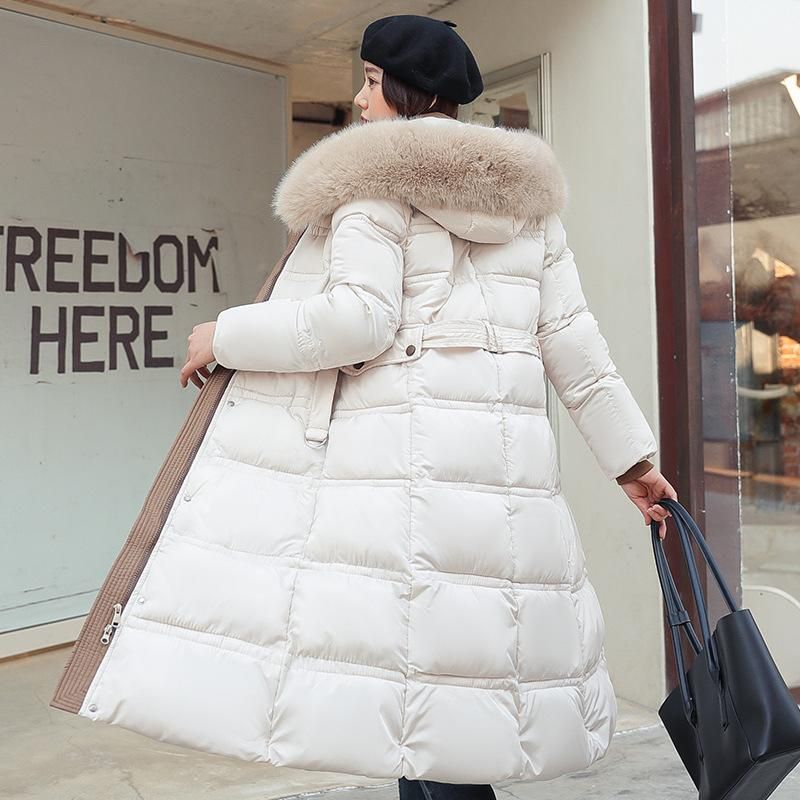 Pai Overcomes Women's Winter 2023 Down Cotton Coat with a Slim Waist and Detachable Leather and Fur