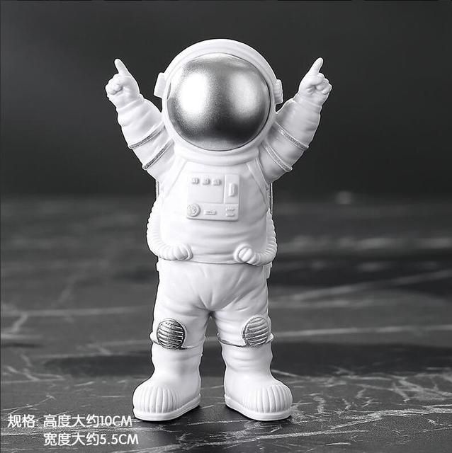 Spaceman Sculpture Toys Desktop Home Decorationt